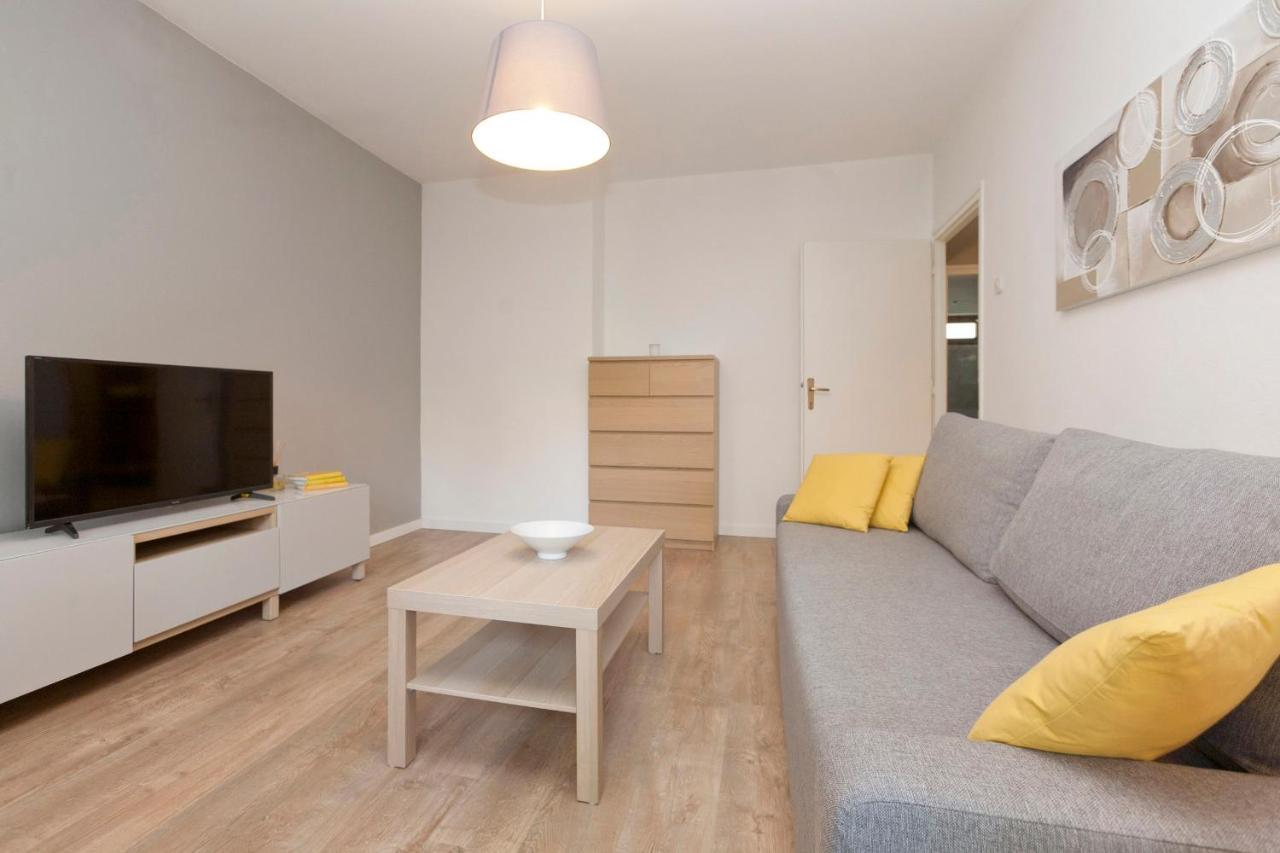 Rr Apartment Pula Eksteriør billede